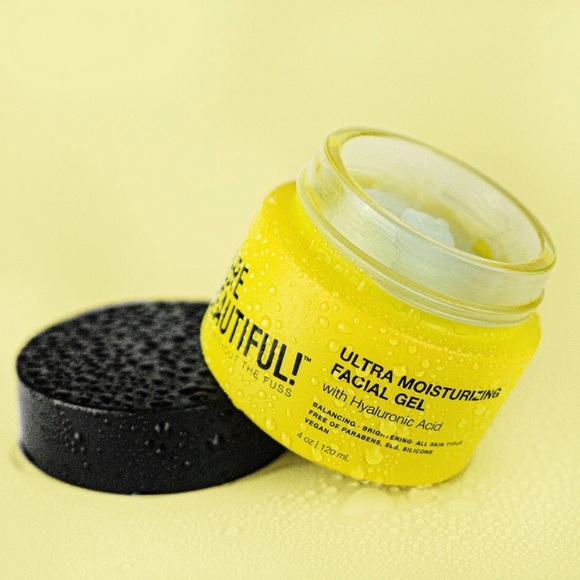 🍒💣HERE BEAUTIFUL Ultra Moisturizing Facial Gel -NEW - Picture 2 of 8